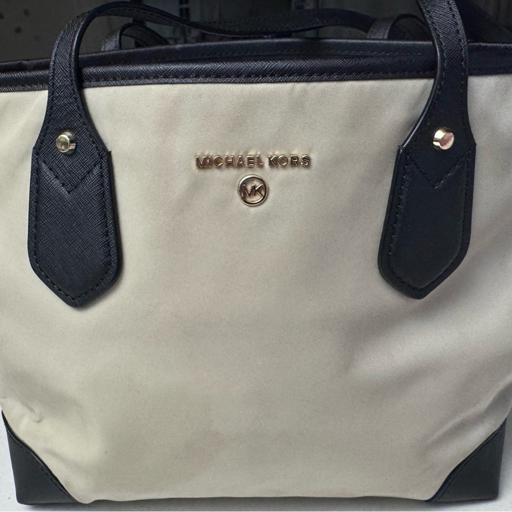 Michael Kors Two-Tone Beige and Black Tote